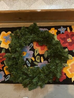 Green Artificial Holiday Wreath - Classic Evergreen